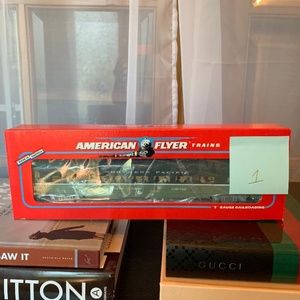 American Flyer 6-48921 Northern Pacific Passenger Car / S Gauge train Lionel